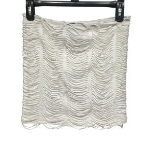 Pretty Little Thing Petite White Fitted Mini Skirt - Size 6